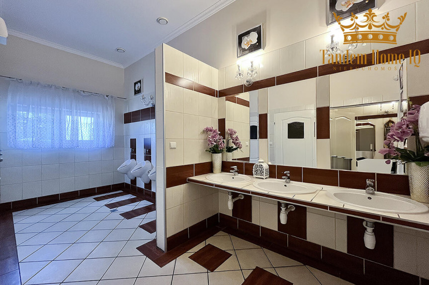 Warszawa, Białołęka, Dom weselny na wynajem ok 540m2 -  Białołęka - parking, ogr&oacute;d