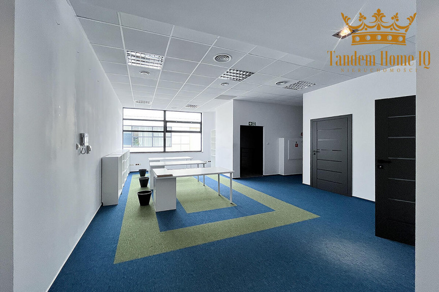 pruszkowski, Raszyn, Sękocin Nowy, Biuro ok 280m2 aleja Krakowska Raszyn w parku magazynowym