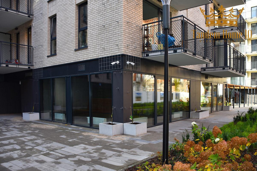 Warszawa, Praga-P&oacute;łnoc, Lokal handlowo-usługowy 83 m2 na Nowej Pradze niedaleko metra Szwedzka