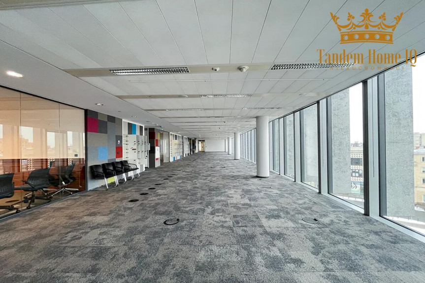 Warszawa, Śr&oacute;dmieście, na wynajem biuro 1842m2 plac piłsudzkiego warszawa premium