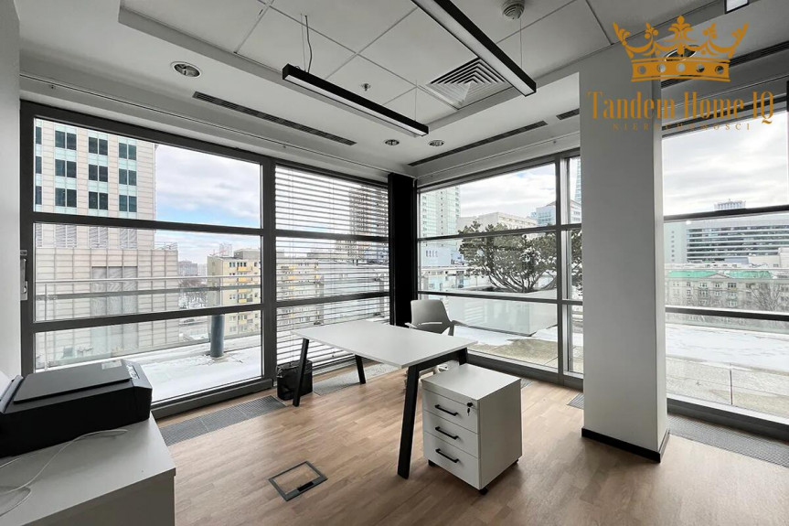 Warszawa, Śr&oacute;dmieście, Wynajmę biuro na 8 piętrze działalność rehabilitacyjna, spa, biurowiec