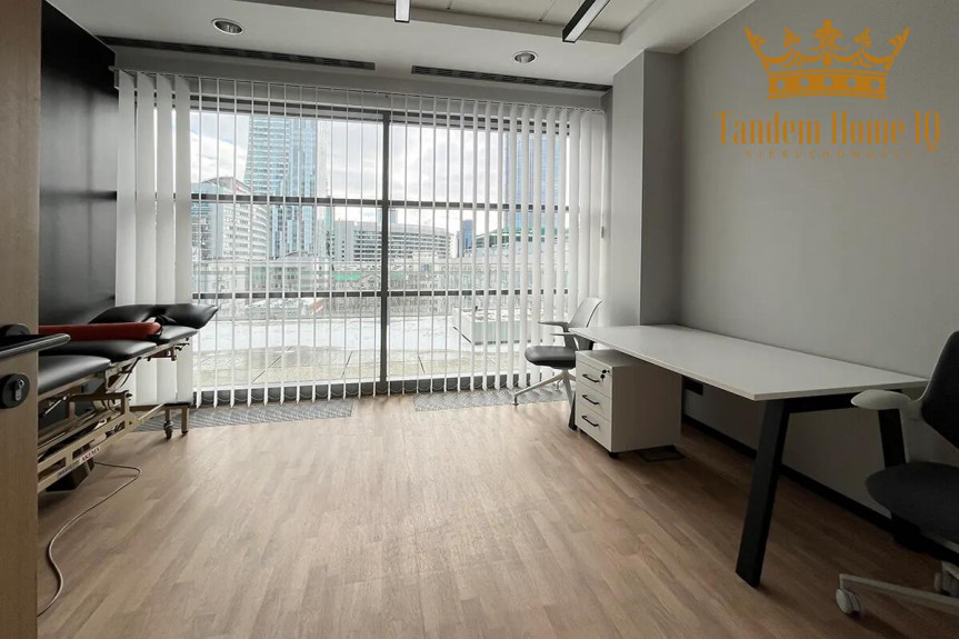 Warszawa, Śr&oacute;dmieście, Wynajmę biuro na 8 piętrze działalność rehabilitacyjna, spa, biurowiec