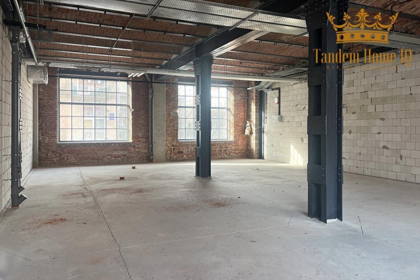 Warszawa, Praga-P&oacute;łnoc, 123,44m, bohema, szwedzka, praga