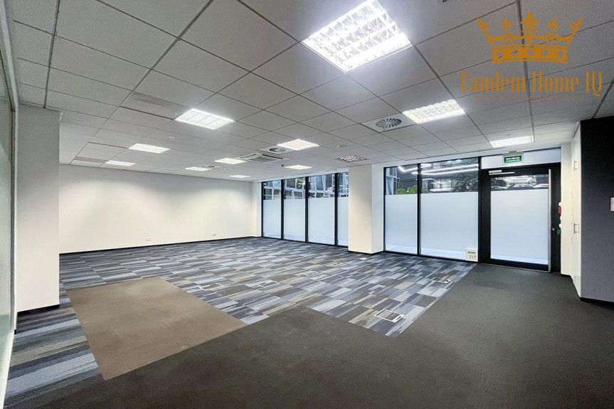 Warszawa, Wola, ok 220m2 brutto, parter, wola centrum