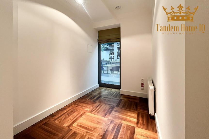 Warszawa, Śr&oacute;dmieście, małe biuro, śr&oacute;dmieście, kamienica, metro centrum