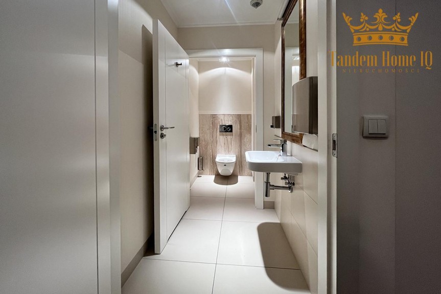 Warszawa, Śr&oacute;dmieście, małe biuro, śr&oacute;dmieście, kamienica, metro centrum