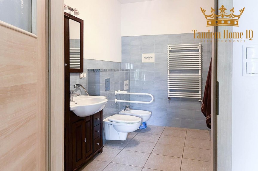 Warszawa, Białołęka, Do wynajęcia 127m2 biuro z osobnym wejściem z ogr&oacute;dkiem na Białołęce