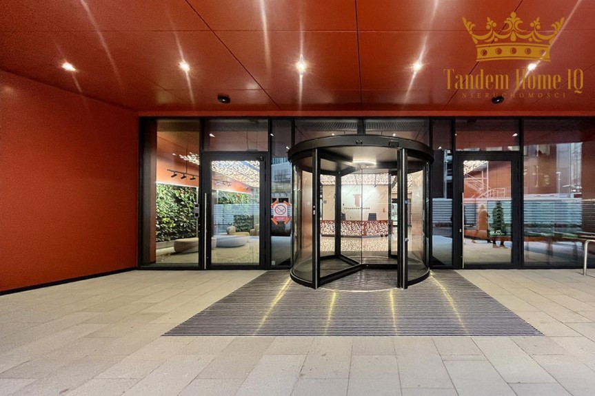 Warszawa, Wola, Do wynajęcia 86m2 przy Rondzie ONZ, Prosta pod kawiarnię, nowa budowa