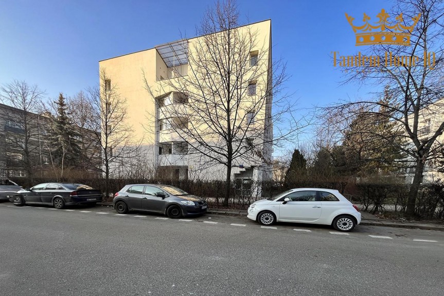 Warszawa, Śr&oacute;dmieście, Lokal, Biuro, Muran&oacute;w, niezależne wejście