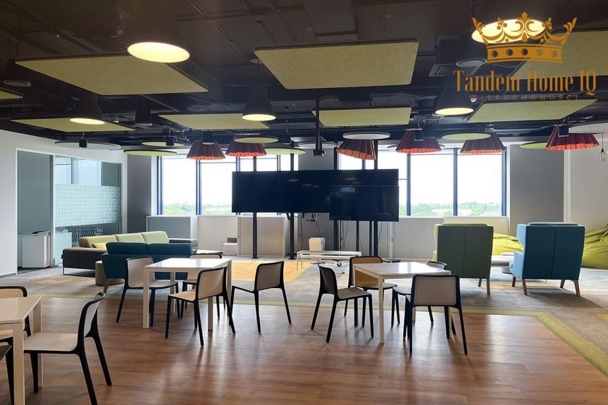 Warszawa, Śr&oacute;dmieście, R&oacute;żna wielkość biur, 177-290m2, Jerozolimskie