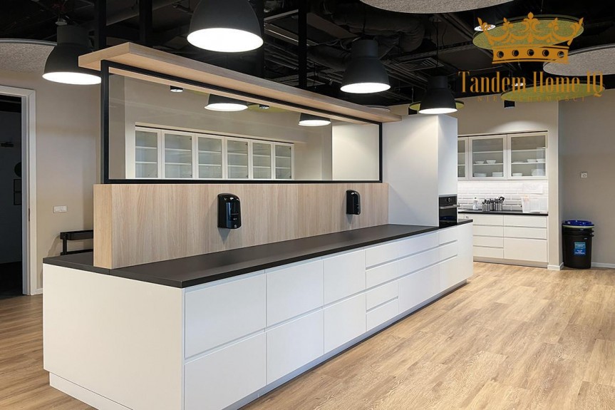 Warszawa, Śr&oacute;dmieście, R&oacute;żna wielkość biur, 177-290m2, Jerozolimskie