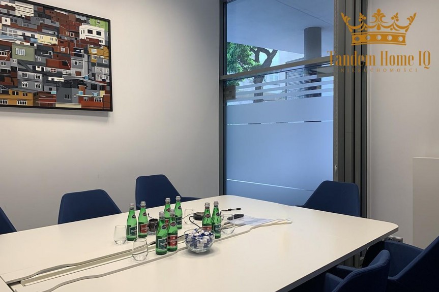 Warszawa, Śr&oacute;dmieście, do wynajecia lokal 96m2 niedaleko Placu Konstytucji w Śr&oacute;dmieściu