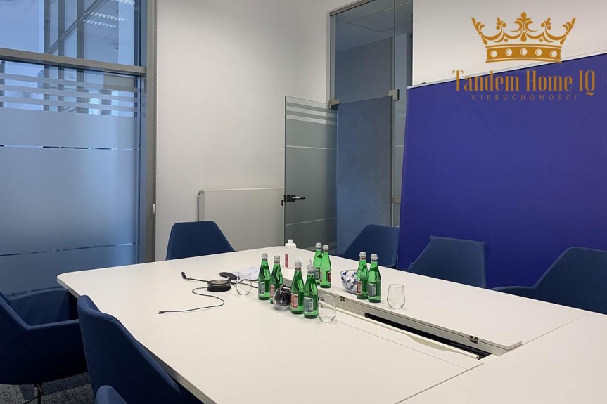 Warszawa, Śr&oacute;dmieście, do wynajecia lokal 96m2 niedaleko Placu Konstytucji w Śr&oacute;dmieściu