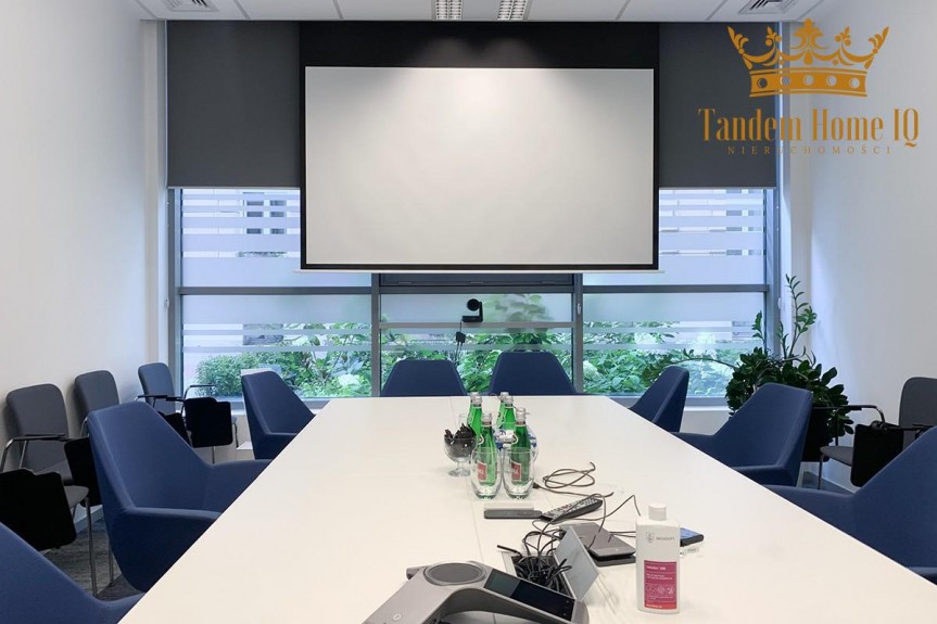 Warszawa, Śr&oacute;dmieście, do wynajecia lokal 96m2 niedaleko Placu Konstytucji w Śr&oacute;dmieściu