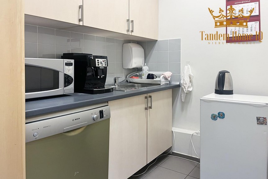 Warszawa, Śr&oacute;dmieście, do wynajecia lokal 96m2 niedaleko Placu Konstytucji w Śr&oacute;dmieściu