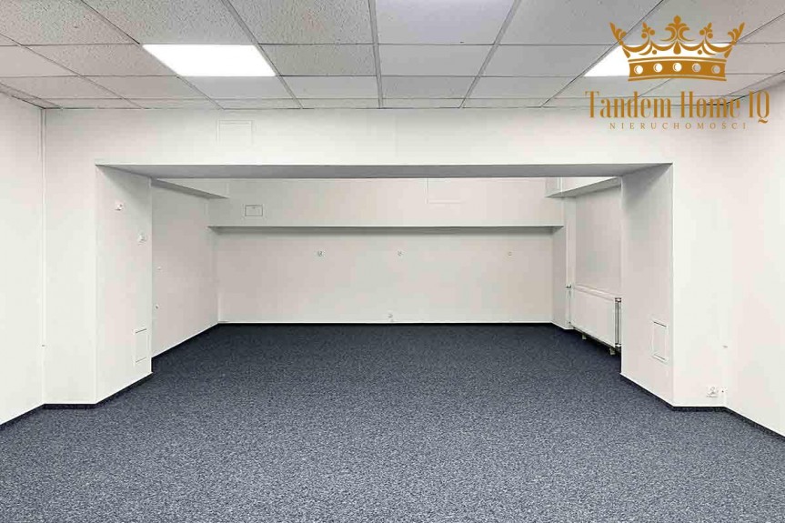 Warszawa, Śr&oacute;dmieście, Wynajmę lokal w suterenie i części wsp&oacute;lne w kamienicy w centrum