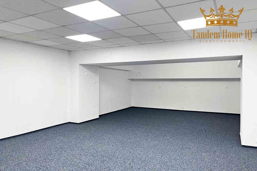 Warszawa, Śr&oacute;dmieście, Wynajmę lokal w suterenie i części wsp&oacute;lne w kamienicy w centrum