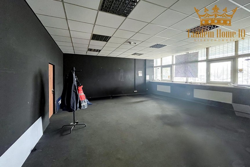 Warszawa, Bielany, Magazyn z biurem 399m2 z własną rampą  - Bielany - na wynajem