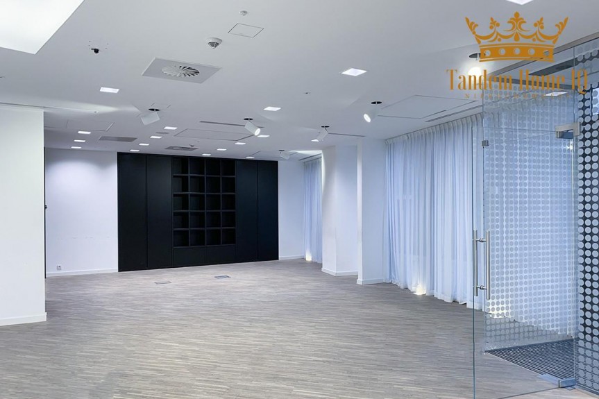 Warszawa, Wola, Do wynajęcia lokal handlowo usługowy 142m2  Wola