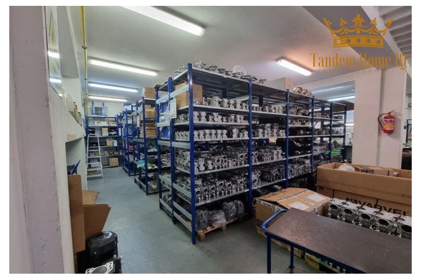 Warszawa, Wawer, budynke magazynowo-biurowy na wynajem 690 m2 - Wawer