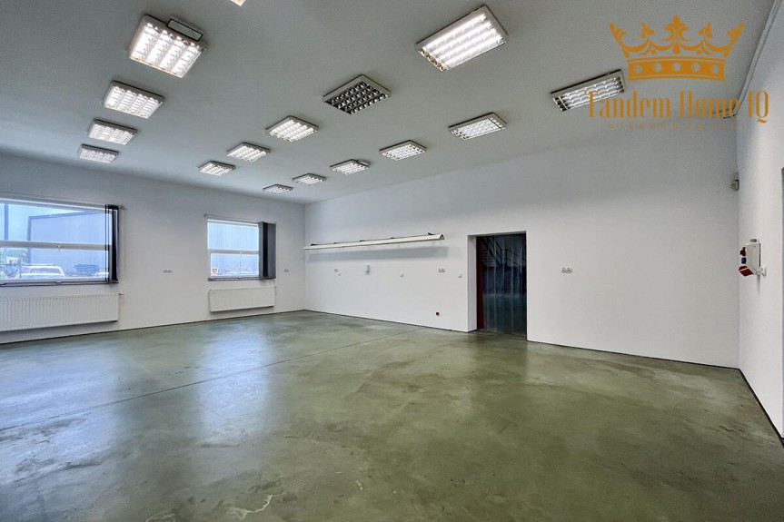 Warszawa, Białołęka, Na wynajem magazyn 600m i biuro 250m - Białołęka ul. Modlińska