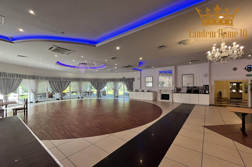 Warszawa, Białołęka, Do wynajęcia dom weselny ok 540m2 -  Białołęka - parking, ogr&oacute;d