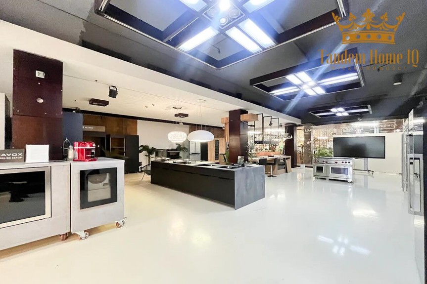 Warszawa, Mokot&oacute;w, Wynajmę lokal 200m2 na parterze galerii  w Warszawa Mokot&oacute;w