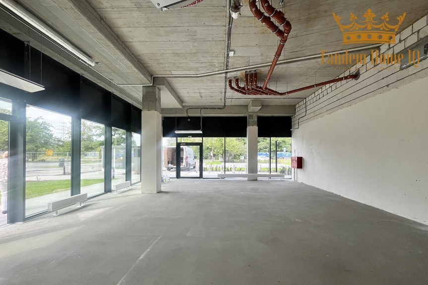 Warszawa, Bielany, Na wynajem lokal gastronomiczny o pow. 88m2, Bielany, z ogr&oacute;dkiem