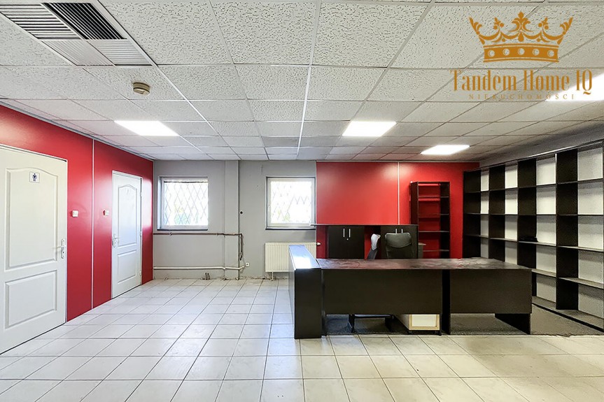 Warszawa, Targ&oacute;wek, Hala magazynowa 698m2 nieogrzewana i 159m2 biura- Targ&oacute;wek Fabryczny