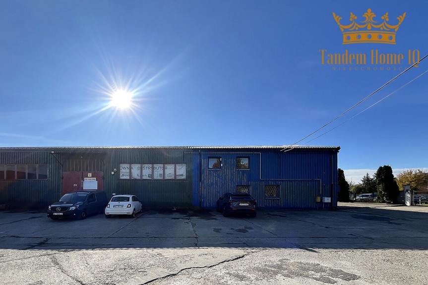 Warszawa, Targ&oacute;wek, Hala magazynowa 698m2 nieogrzewana i 159m2 biura- Targ&oacute;wek Fabryczny