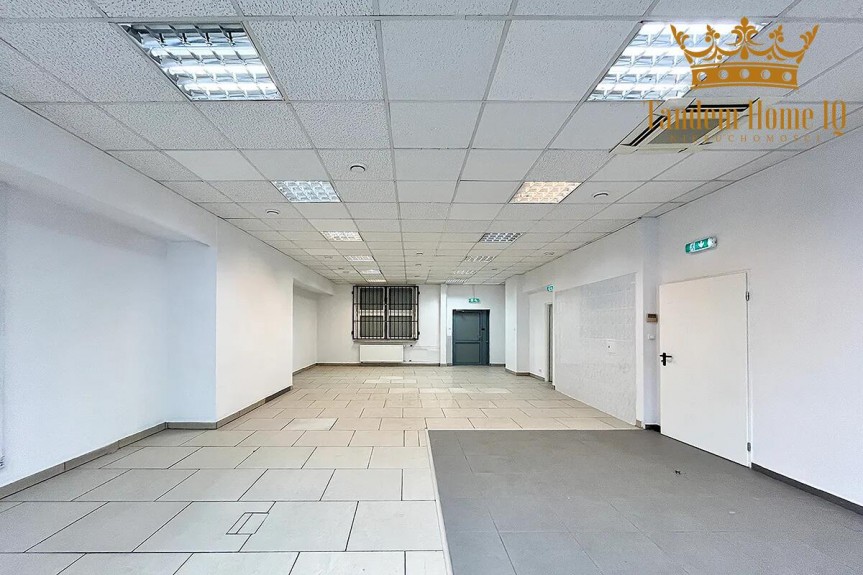 Warszawa, Mokot&oacute;w, Do wynajęcia lokal handlowy 131m2 parter Mokot&oacute;w oraz 77m2 magazynu