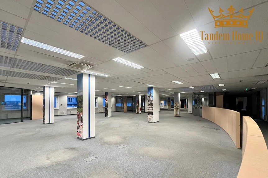 Warszawa, Mokot&oacute;w, Do wynajęcia pow. 1200m2 na ostatnim piętrze w galerii - Dolny Mokot&oacute;w