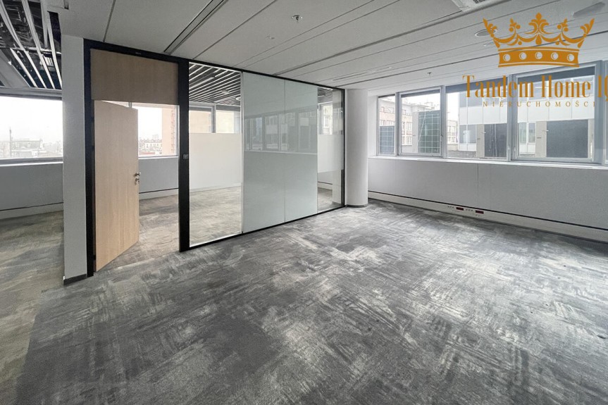 Warszawa, Mokot&oacute;w, Biuro o pow. 563 m2 do wynajęcia na 6 piętrze na Puławskiej Mokot&oacute;w