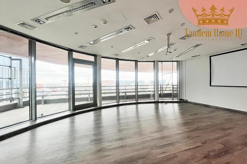 Warszawa, Wola, Biuro 144m2 z tarasem na ostatnim piętrze z widokiem - Wola Warszawa