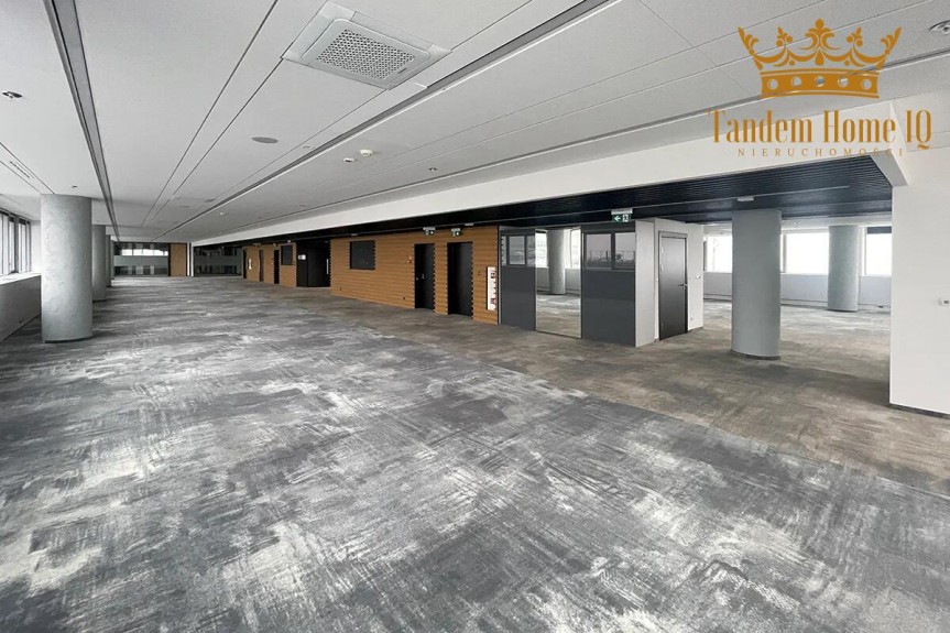 Warszawa, Mokot&oacute;w, Do wynajęcia biuro na ostatnim piętrze z częścią eventową - Mokot&oacute;w