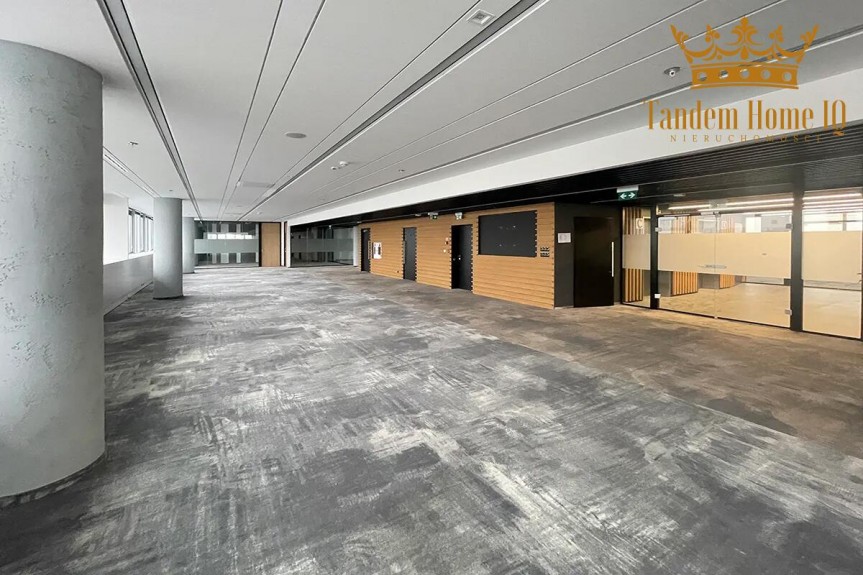 Warszawa, Mokot&oacute;w, Do wynajęcia biuro na ostatnim piętrze z częścią eventową - Mokot&oacute;w