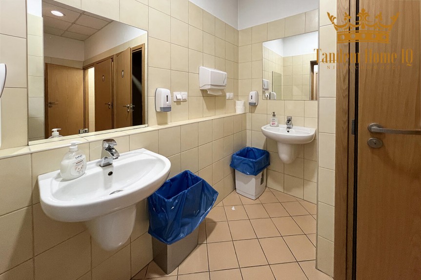 Warszawa, Mokot&oacute;w, Do wynajęcia małe biuro na Mokotowie dolnym, Stegny w budynku ochrona