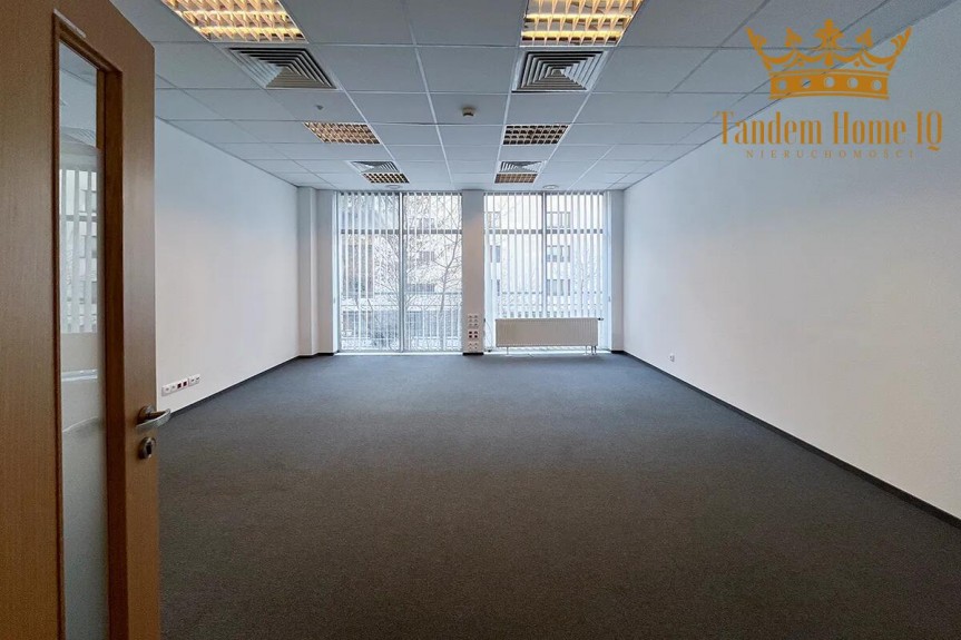 Warszawa, Mokot&oacute;w, Wynajmę małe biuro na pierwszym piętrze w budynku na Mokotowie Stegny