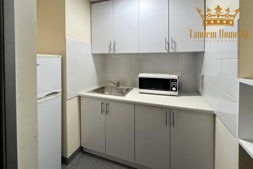 Warszawa, Mokot&oacute;w, Wynajmę biuro z 3 pokojami i przedsionkiem Mokot&oacute;w Mordor Cybernetyki