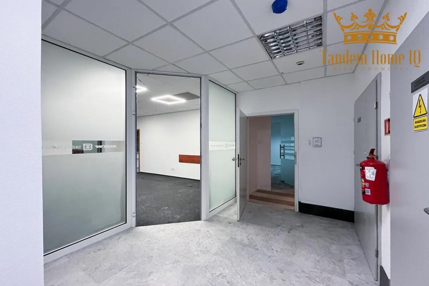 Warszawa, Mokot&oacute;w, Na wynajem 150m2 biura na Mokotowie przy Galerii Mokot&oacute;w z podziałem.