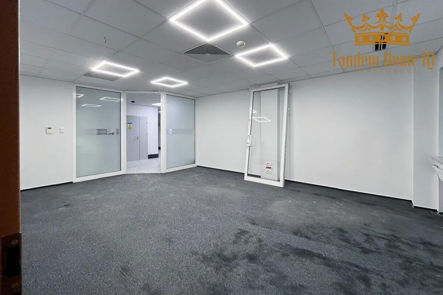 Warszawa, Mokot&oacute;w, Na wynajem 150m2 biura na Mokotowie przy Galerii Mokot&oacute;w z podziałem.