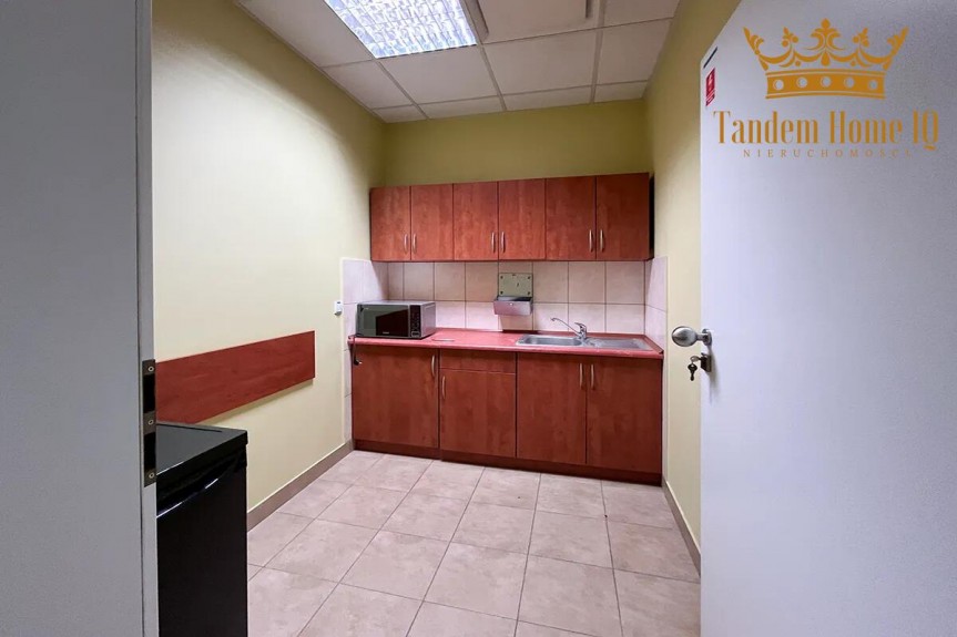 Warszawa, Mokot&oacute;w, Na wynajem 150m2 biura na Mokotowie przy Galerii Mokot&oacute;w z podziałem.