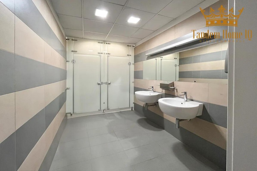 Warszawa, Mokot&oacute;w, Na wynajem 150m2 biura na Mokotowie przy Galerii Mokot&oacute;w z podziałem.