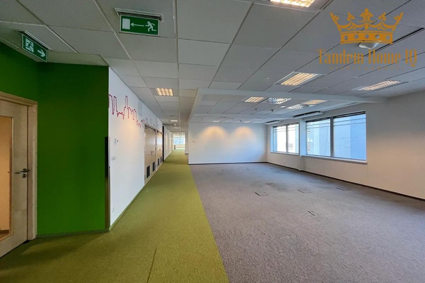 Warszawa, Mokot&oacute;w, Do wynajęcia duże biuro w budynku klasy A na Mokotowie biznesowym.