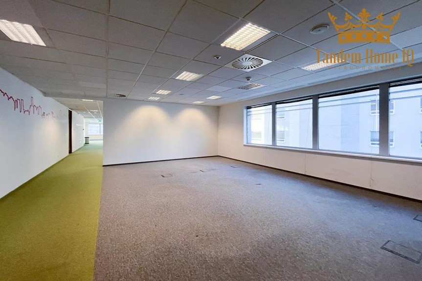 Warszawa, Mokot&oacute;w, Do wynajęcia duże biuro w budynku klasy A na Mokotowie biznesowym.