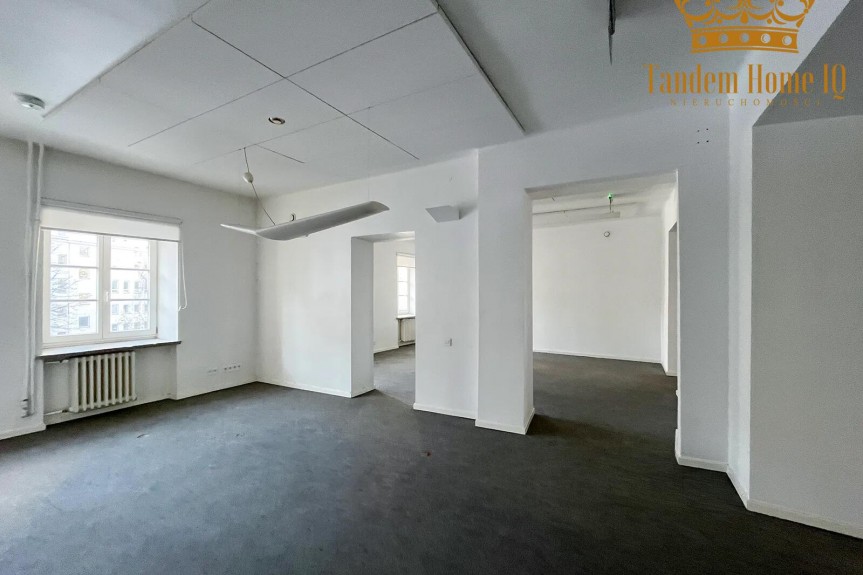 Warszawa, Śr&oacute;dmieście, Do wynajęcia biuro 227,34 m2 w kamienicy, Nowy Świat, bez opłat wsp&oacute;lnych