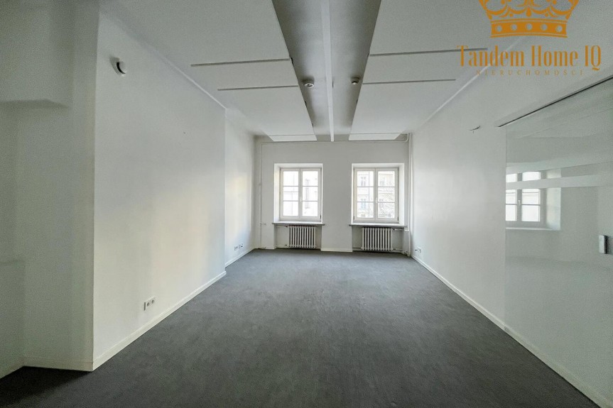 Warszawa, Śr&oacute;dmieście, Do wynajęcia biuro 227,34 m2 w kamienicy, Nowy Świat, bez opłat wsp&oacute;lnych