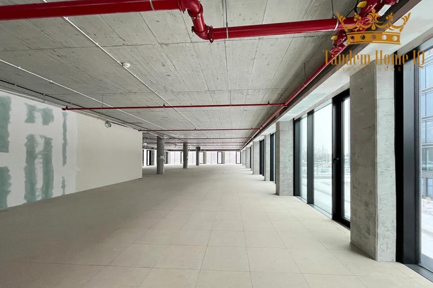 Warszawa, Włochy, Na wynajem biuro o pow 800m2 w stanie deweloperskim na Włochach