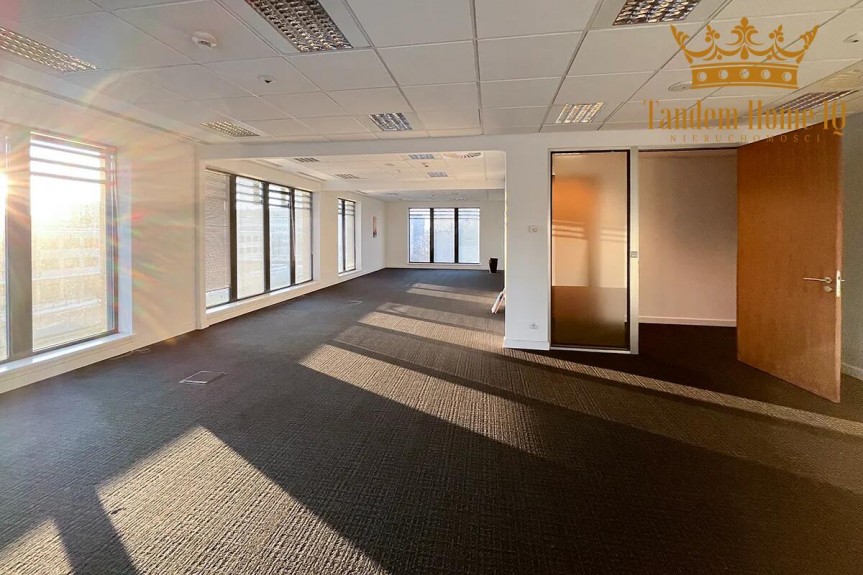 Warszawa, Mokot&oacute;w, Gotowe biuro do wprowadzenia, biurowiec klasy A, Mokot&oacute;w biznesowy.