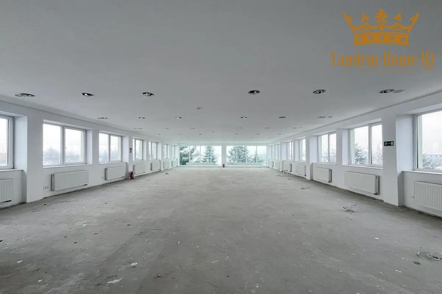 Warszawa, Ursyn&oacute;w, Na wynajem obiekt biurowy 1200m2  z Parkingiem Ursyn&oacute;w, przy S7